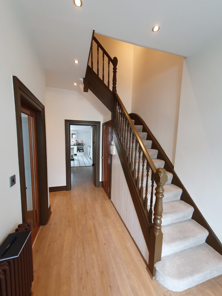 Professional painting and decorating service in Watford by Aqua Painting